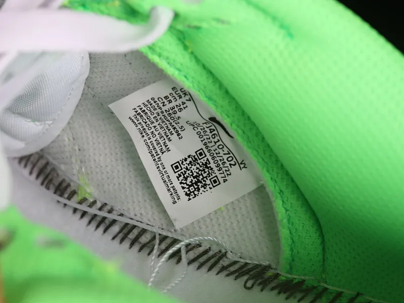 All categories Nk SB Dunk series Nk SB Dunk Low low-top sneakers Nk Dunk Low "Glow In The Dark" fluorescent green SB low-top sports and leisure sneakers FJ4610-702